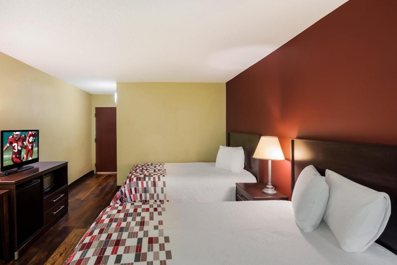 Red Roof Inn Hendersonville Dış mekan fotoğraf