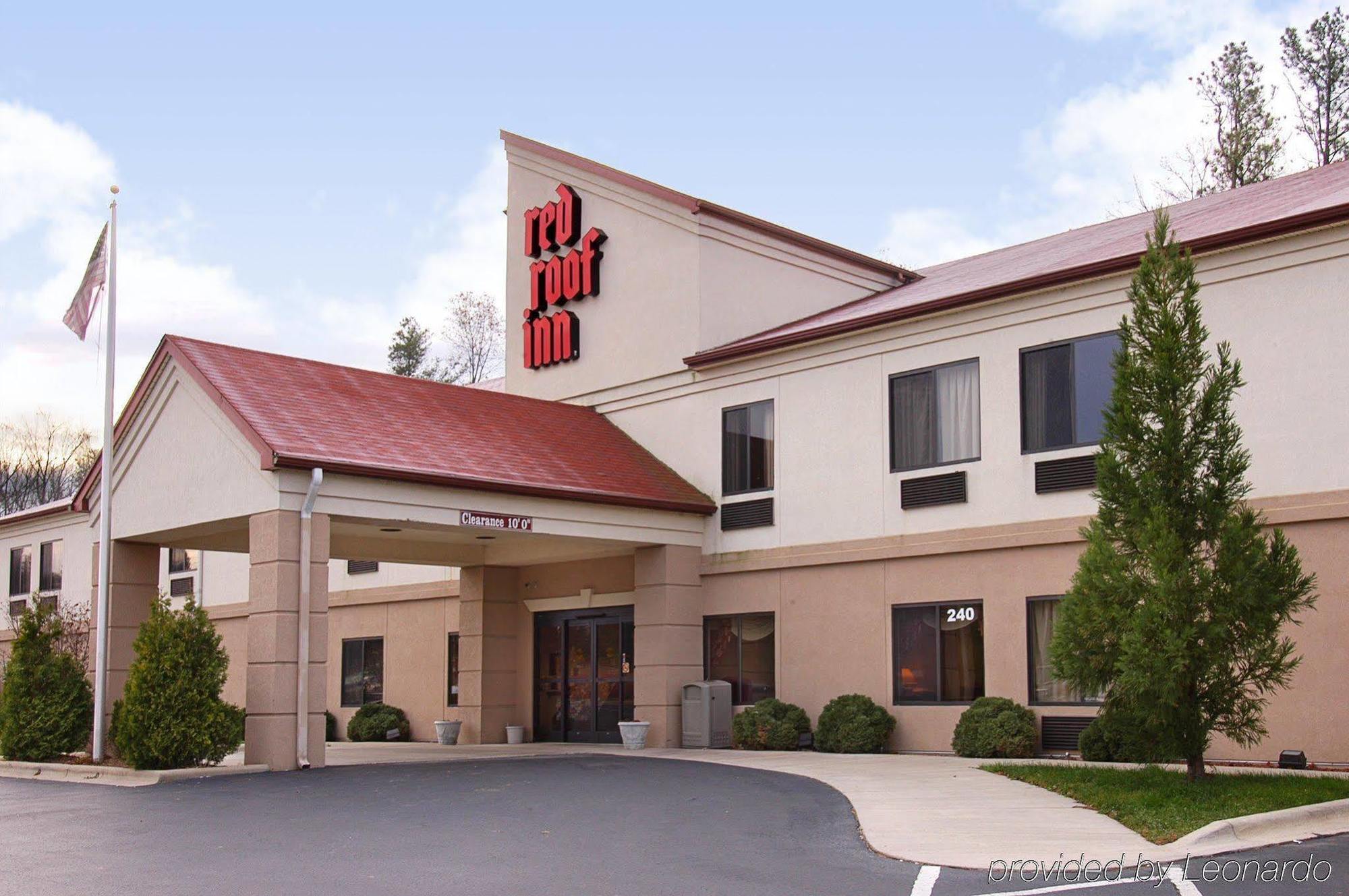 Red Roof Inn Hendersonville Dış mekan fotoğraf